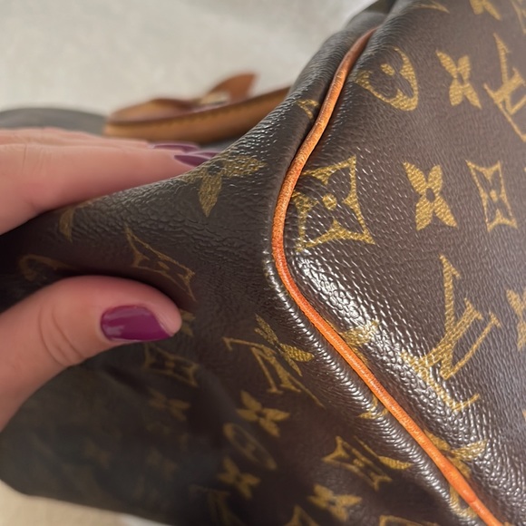 Authentic Louis Vuitton Speedy 30 - Picture 10 of 16